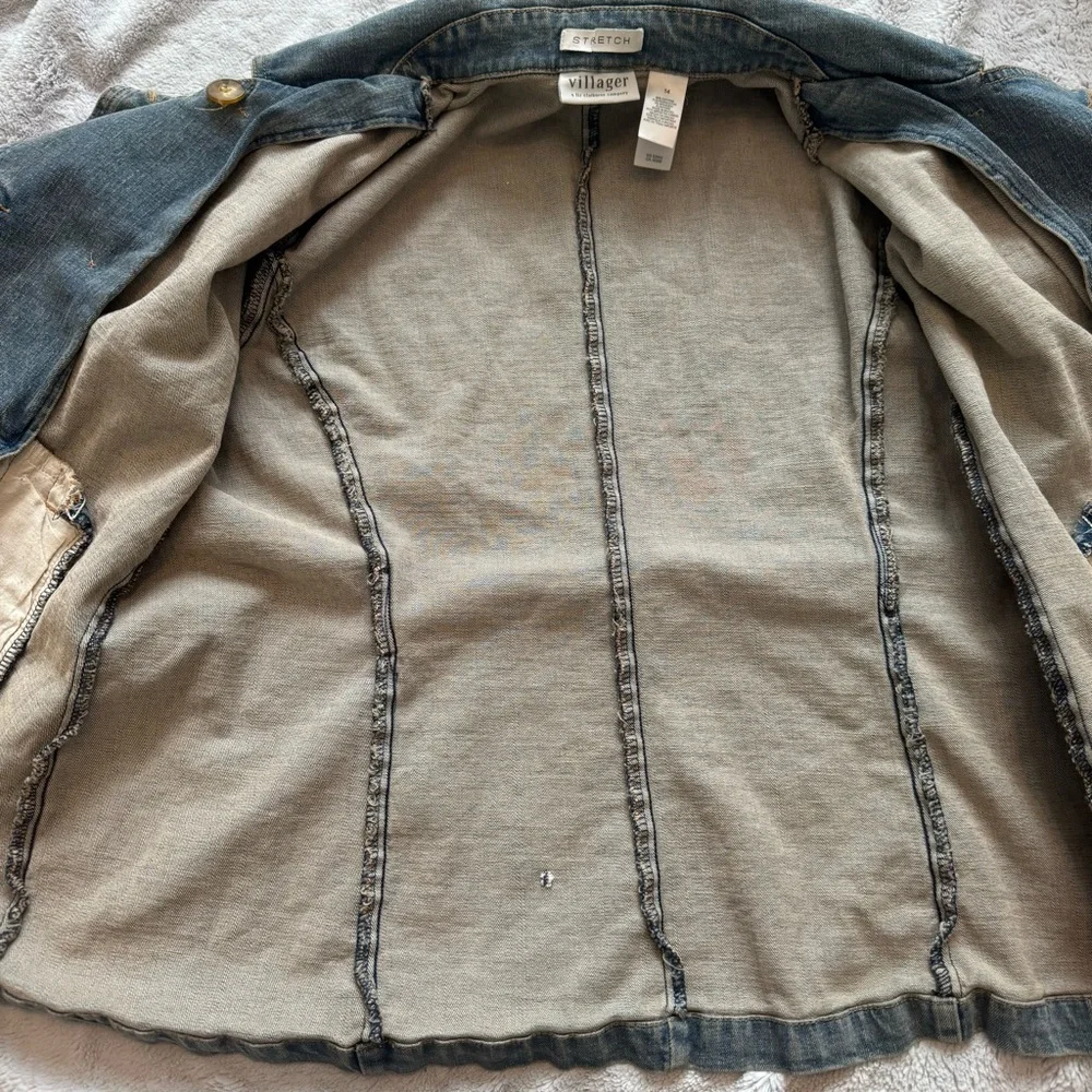 Villager Women’s Double Breasted Stretch Denim Jacket Size 14 Light Wash Blue‎